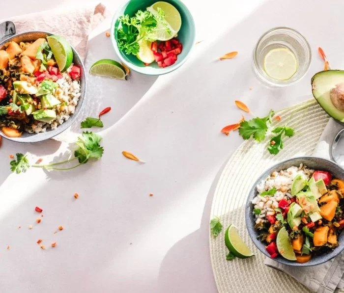 15 Best Foods To Eat For Each Phase of Your Menstrual Cycle